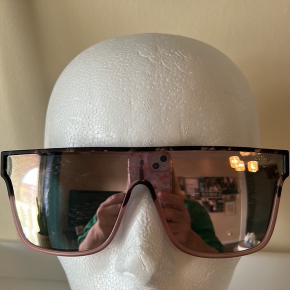 CAKE oversized shield sunglasses - Picture 6 of 12